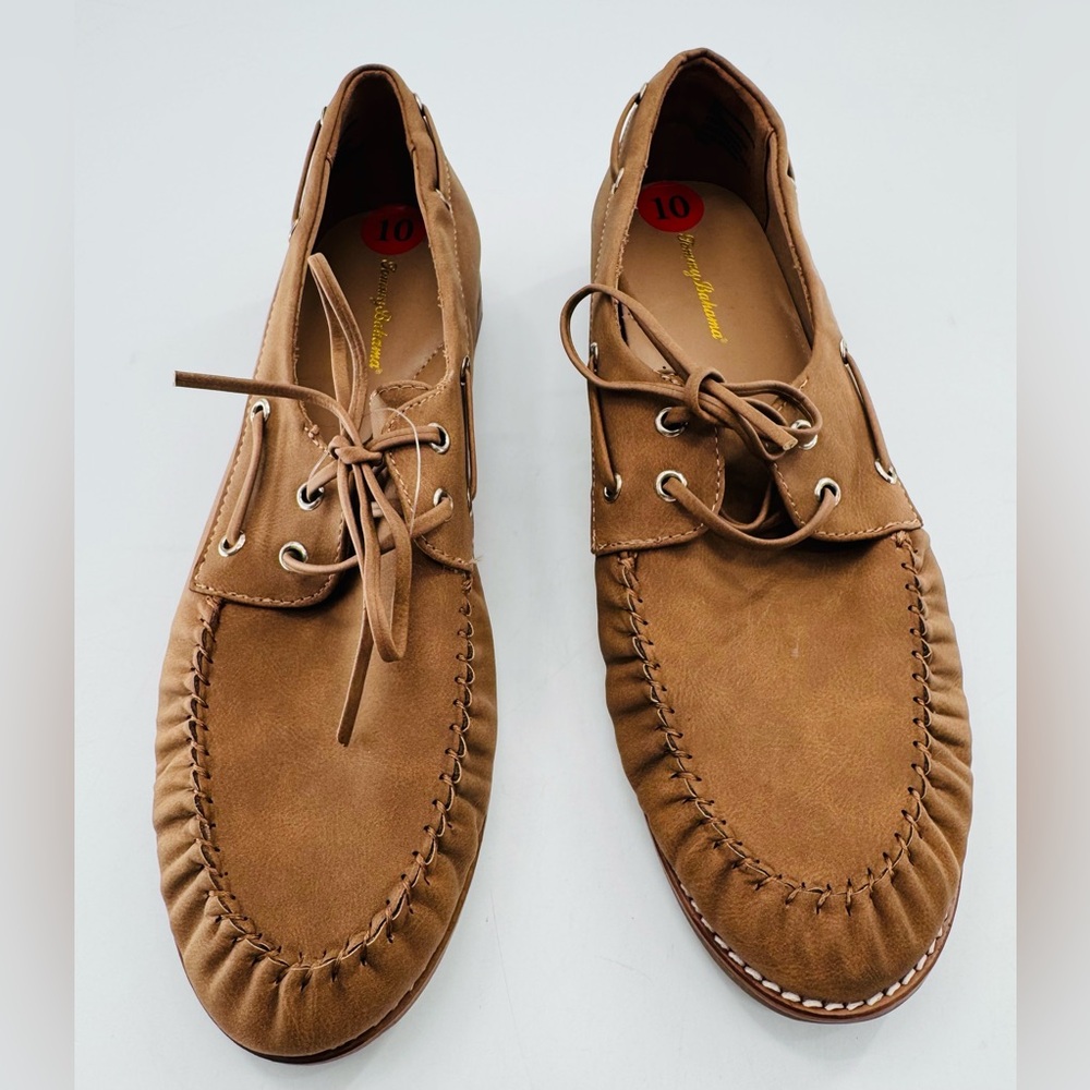 Tommy Bahama Nahara Loafers Size 10 Boat Shoes Women’s Slip On NEW Brown Flats